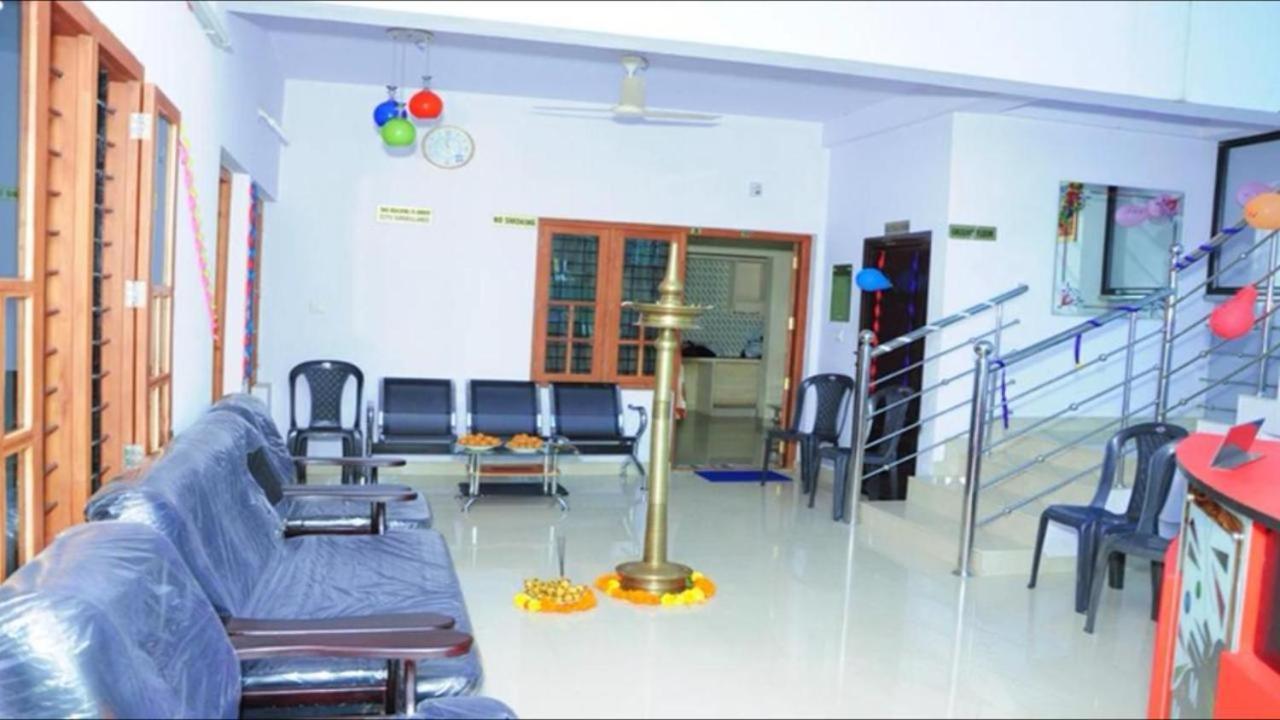 Adhithya Apartments Guruvāyūr Esterno foto