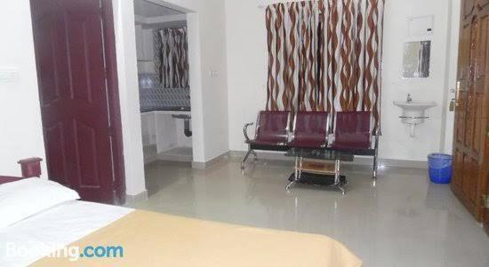 Adhithya Apartments Guruvāyūr Esterno foto