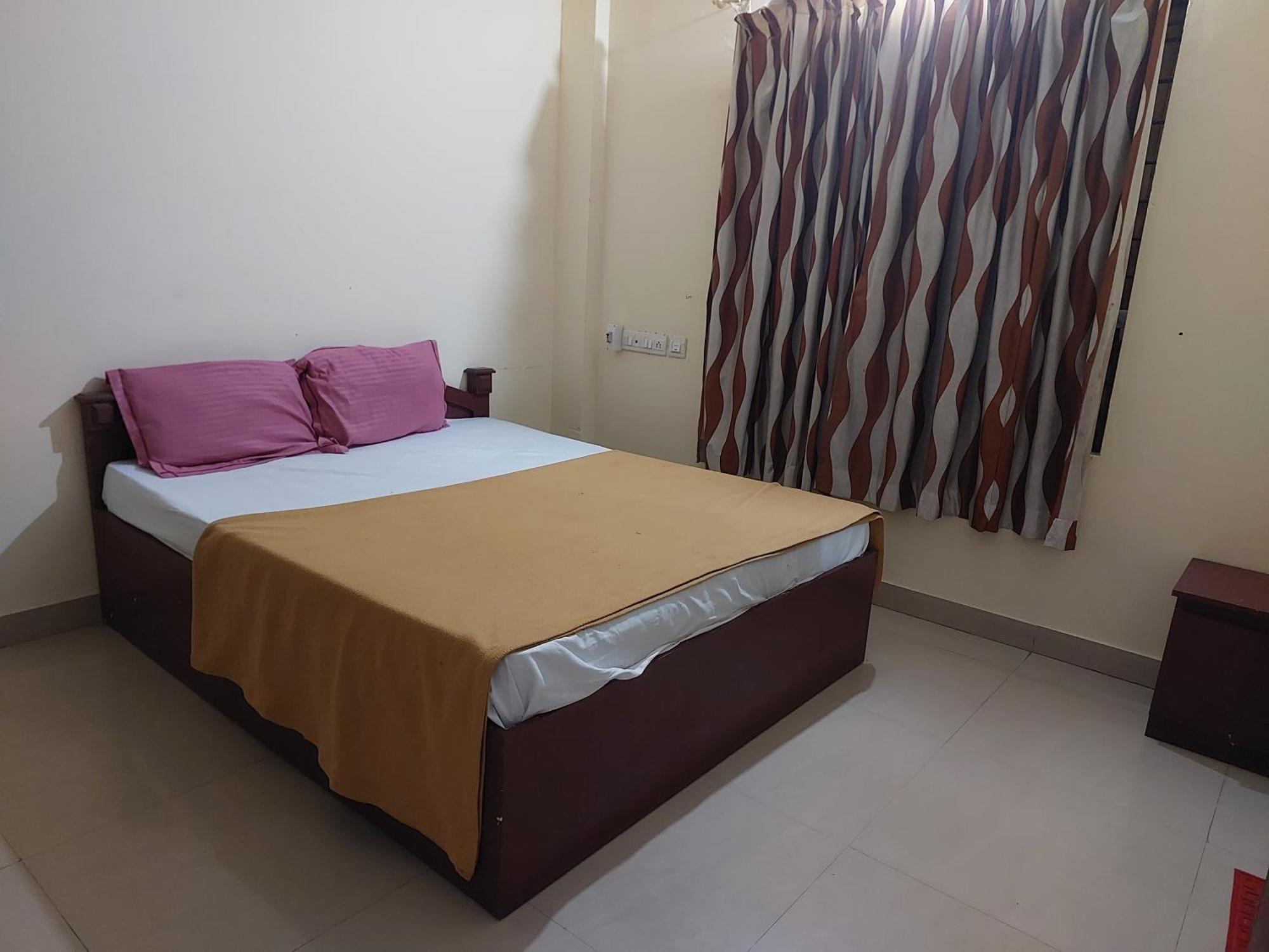 Adhithya Apartments Guruvāyūr Esterno foto